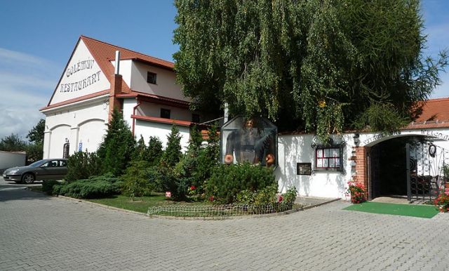 accomodation Prague-parking free
