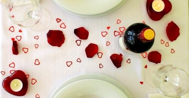 Romantic dinners. Gift voucher for a 4-course menu by Chef's choice of two for 700 CZK be ordered at reception. - Accommodation Trebon - Design hotel RomantiCK