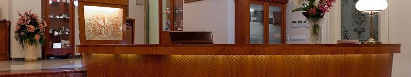 Reception desk - Hotel Ubytování Praha Vinohrady - Alqush Downtown Hotel