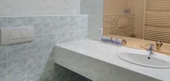 Badezimmer - Penzion Uko - Bedrichov im Isergebirge