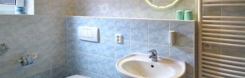 Badkamer - Penzion Uko - Bedrichov in IJzergebergte