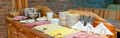 Frühstücksbuffet - Penzion Uko - Bedrichov im Isergebirge