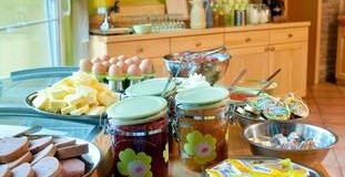 Breakfast buffet - Penzion Uko - Bedrichov in Jizera Mountains