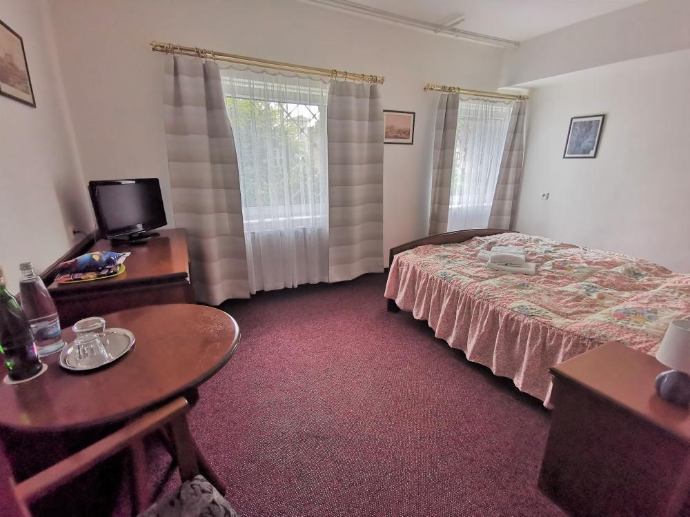 Dvoulůžkový pokoj Bezbarierový No:111