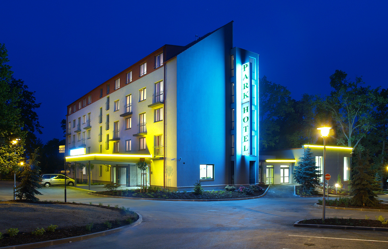 PARKHOTEL HLUBOKÁ NAD VLTAVOU