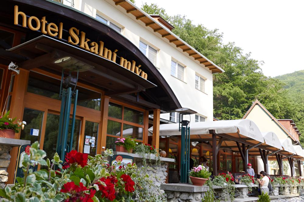 Hotel Skalní mlýn