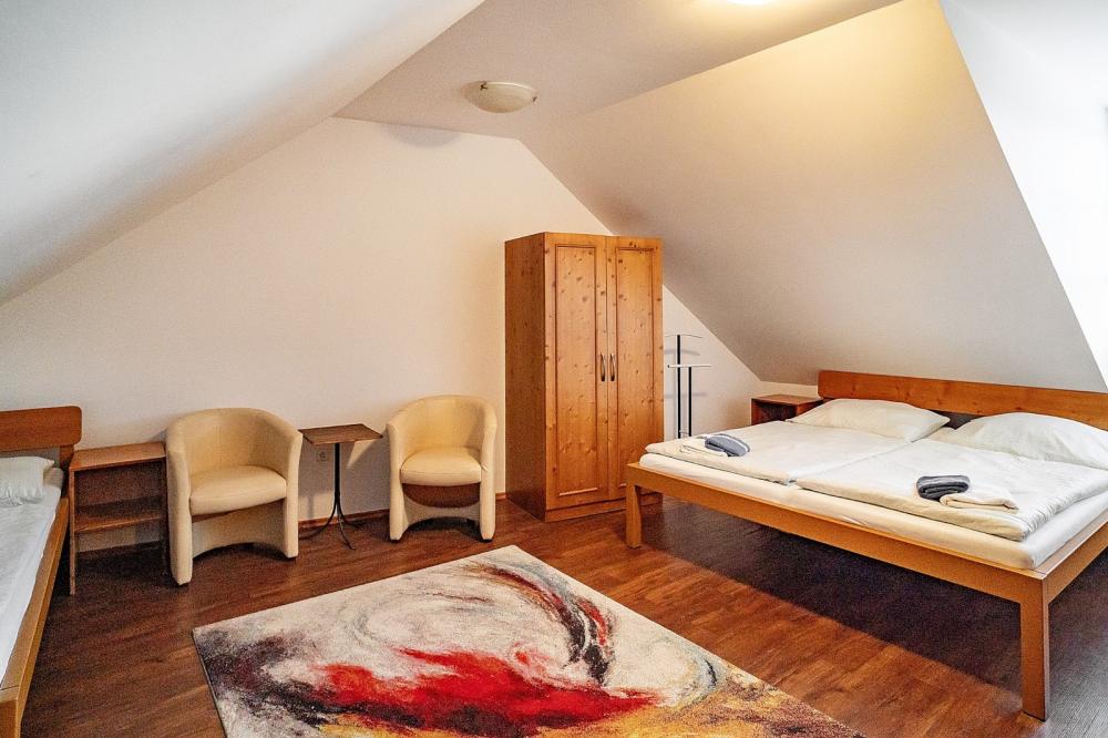 Čtyřlůžkový pokoj