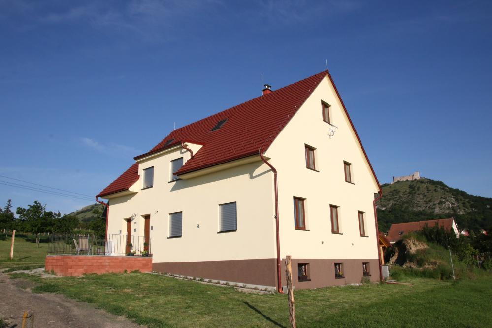 Palavia Apartments