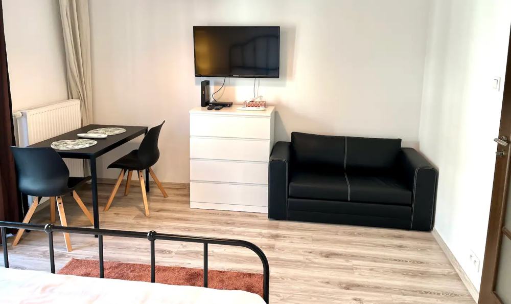 Studio Okrzei Manufaktura Praga (47)