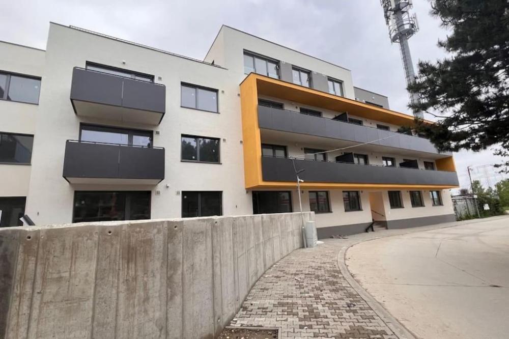 OI - 2 room Apartment Rovinka, 204