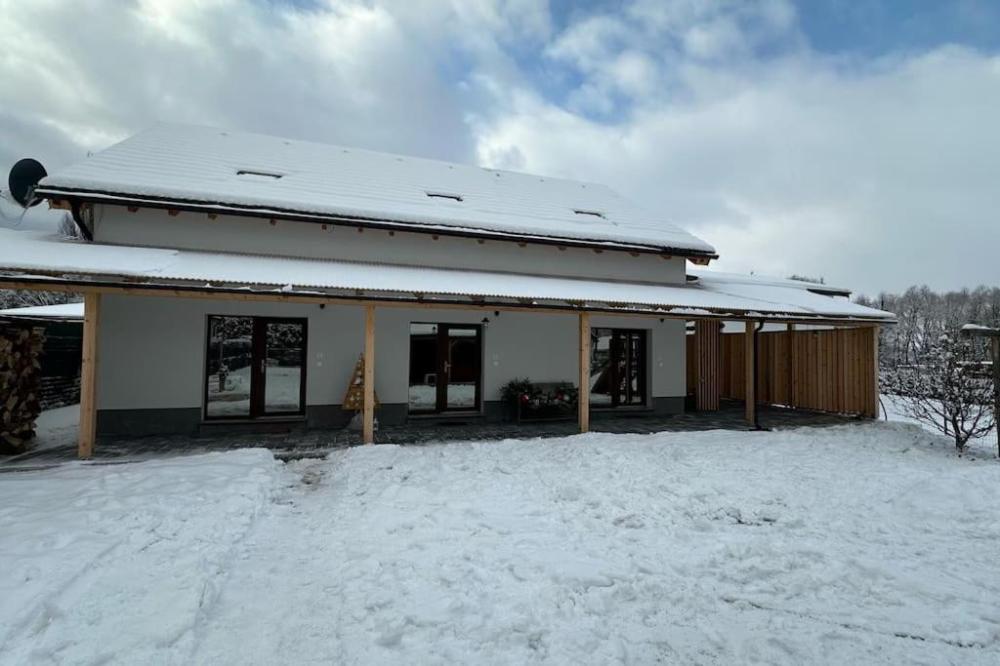 Apartment house with sauna and jacuzzi Svätý Kríž 1
