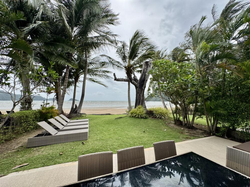 SRV Beach Villa 4BED 4E