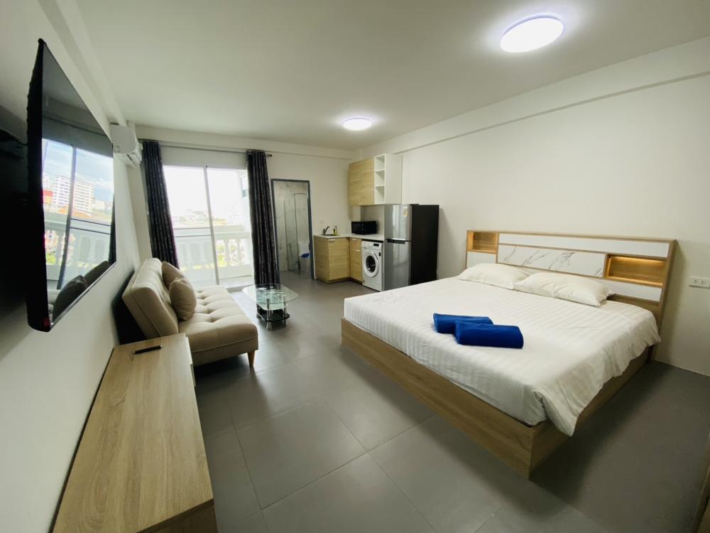 9 Karat Condo STUDIO