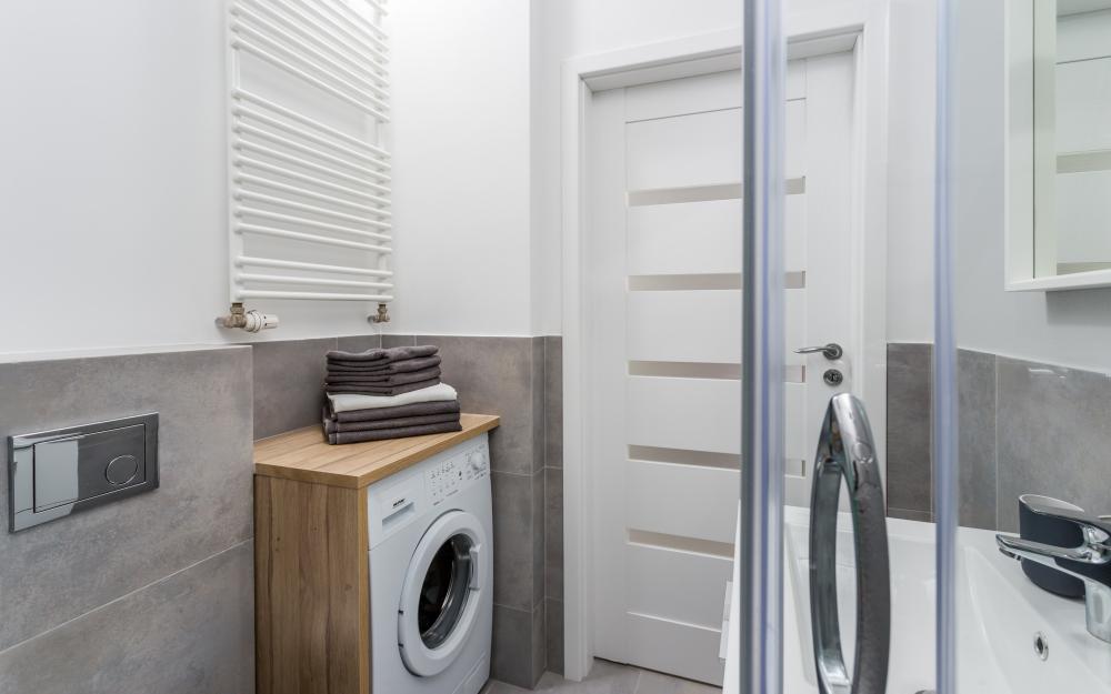 Airport Apartments
