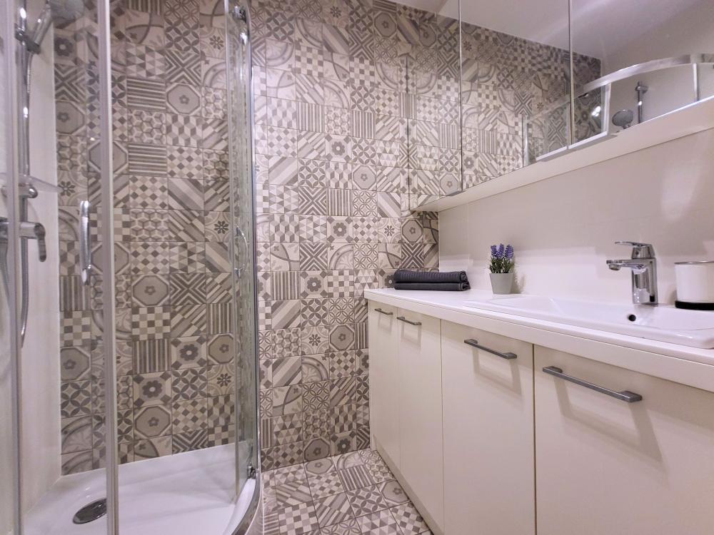 Enjoy! Wola
