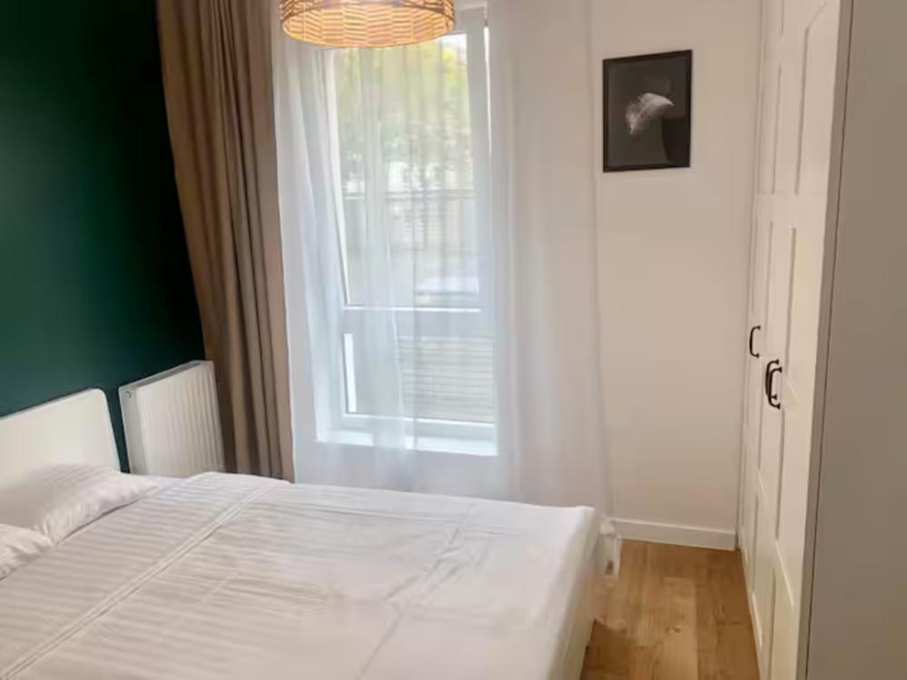 B26 Platon Prime Apartment