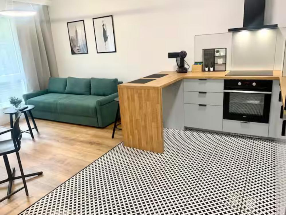 B26 Platon Prime Apartment