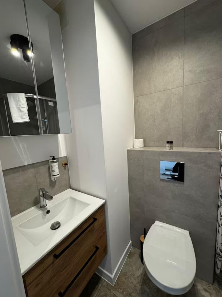 A63 Platon Studio