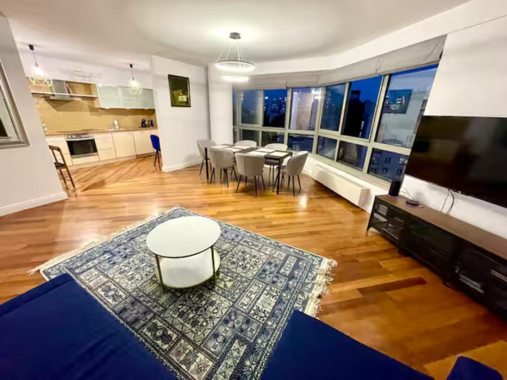 Arkadia Prime Apartment