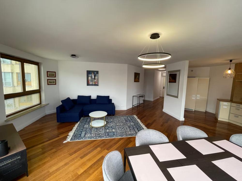 Arkadia Prime Apartment