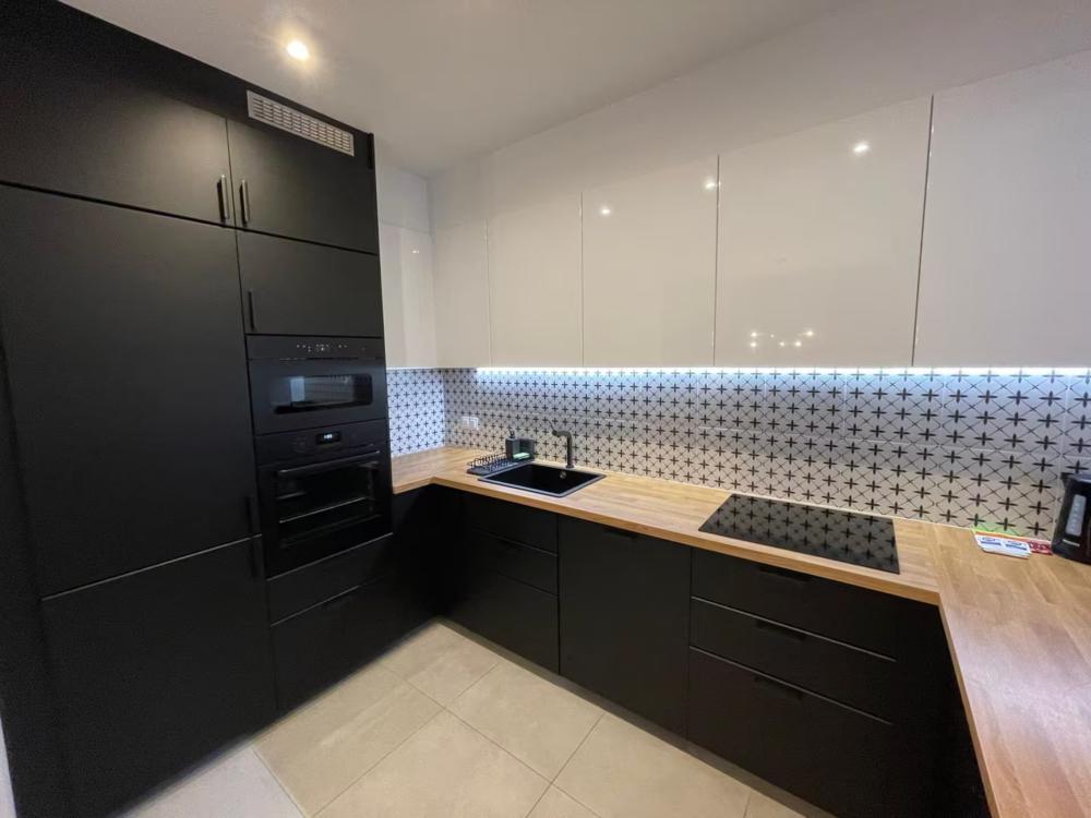 Apartment Wola Tower