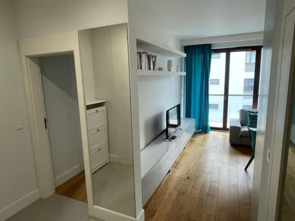 Cybernetyki Prime Apartment