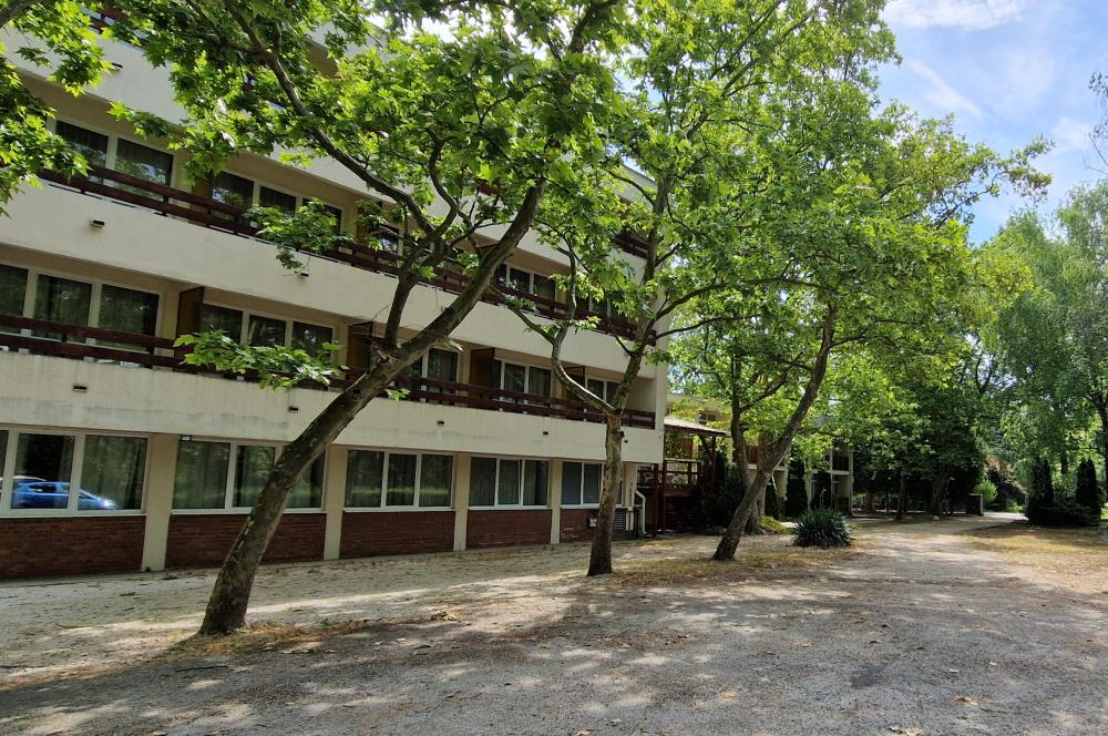 Ötöt fizet hetet kap 5 éj = 7 éj