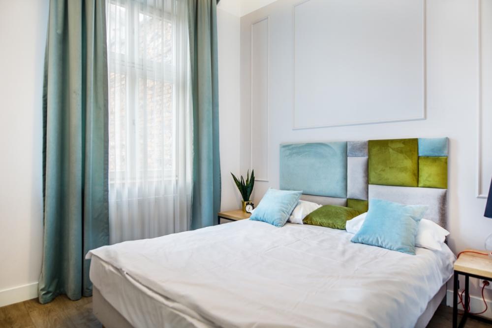 Apartament typu Deluxe z 2 sypialniami ZACISZE