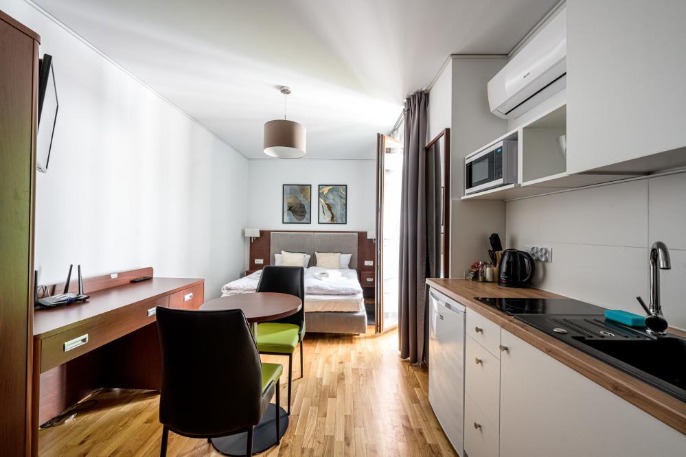 Studio z balkonem /tarasem KARMELICKA