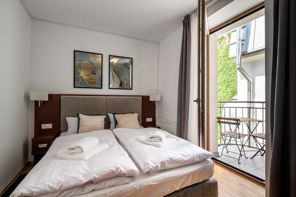 Studio z balkonem /tarasem KARMELICKA