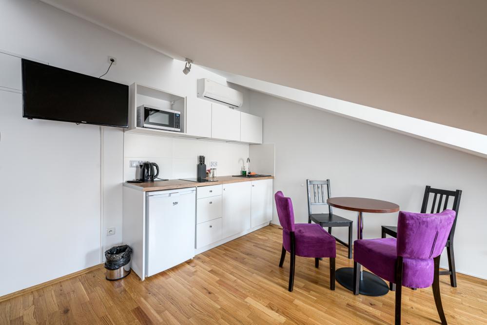 Studio bez balkonu KARMELICKA