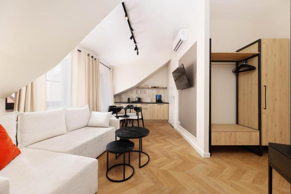 Apartament Bracka 4/6