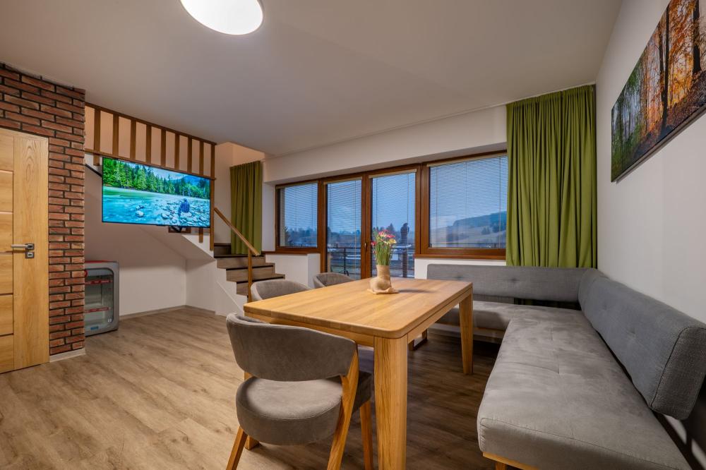 Mezonetový apartmán s dvomi spálňami a výhľadom na wellness