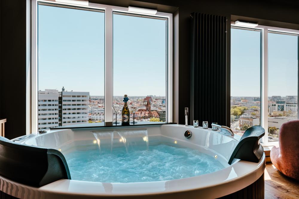 Sauna Jacuzzi River View Quorum Apartment