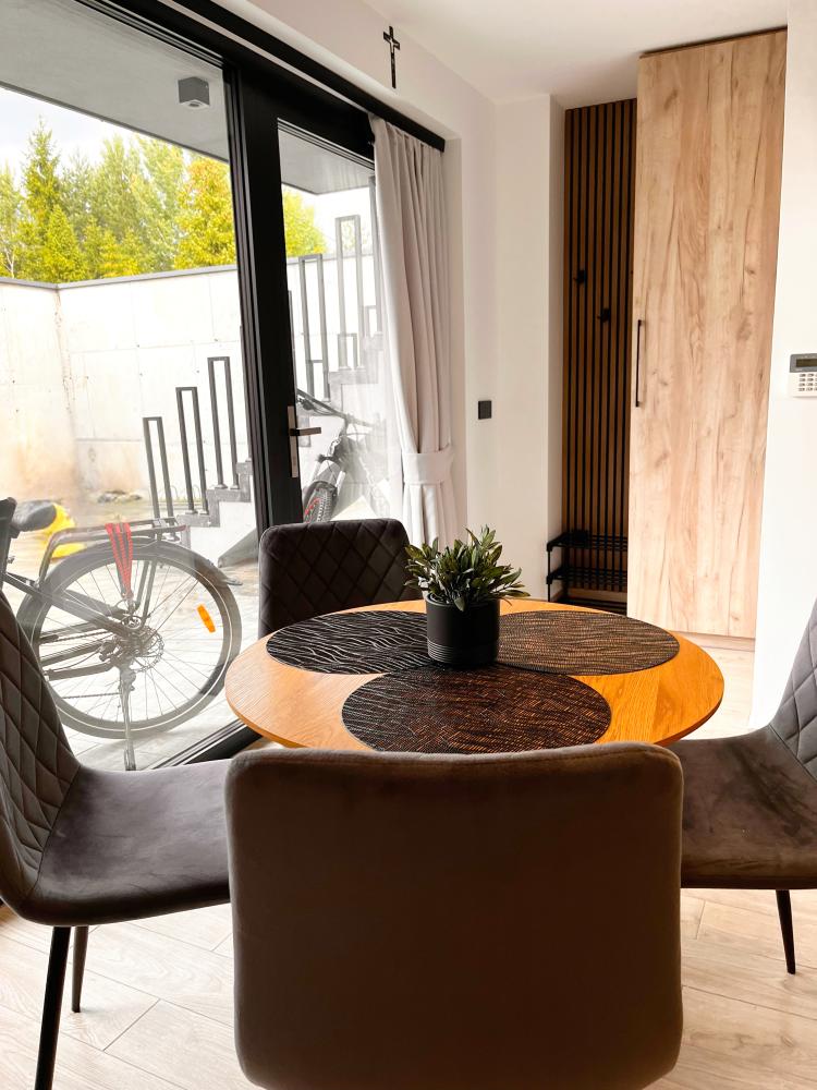 Apartament 4 osobowy widok ze wspólnego tarasu na Pieniny