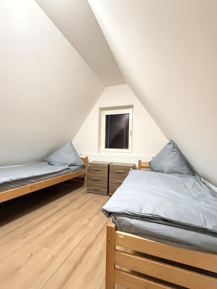 Sleep & Go Czech Republic - Kralupy nad Vltavou Dvoulůžkový pokoj s oddělenými postelemi a sdílenou koupelnou