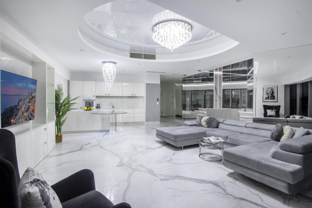 Apartament Penthouse z Jakuzzi