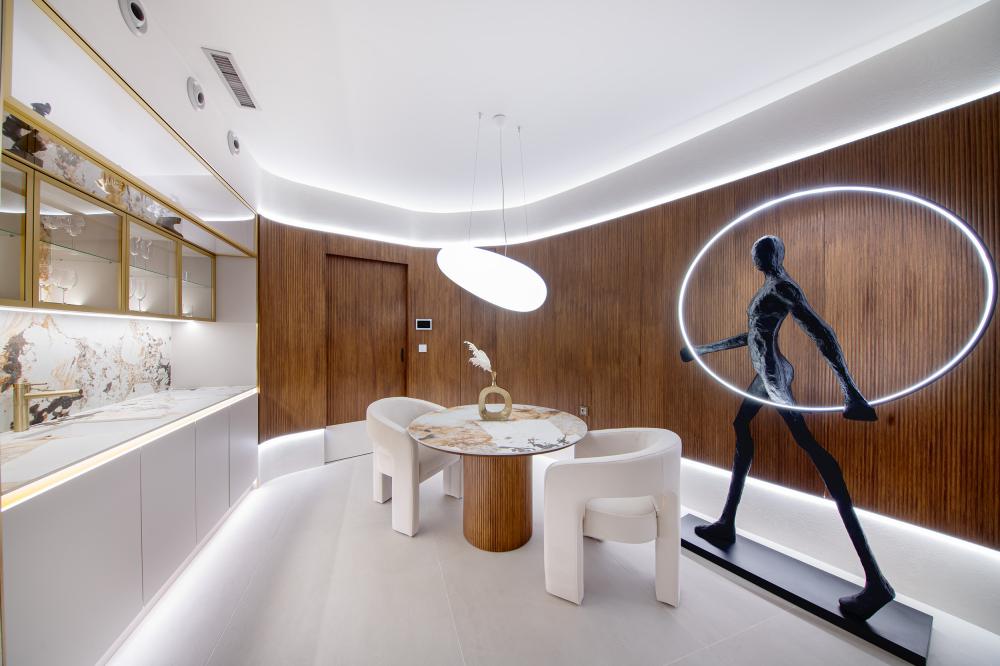 Apartament “Oasis” z Jakuzzi i Sauną na 48 piętrze