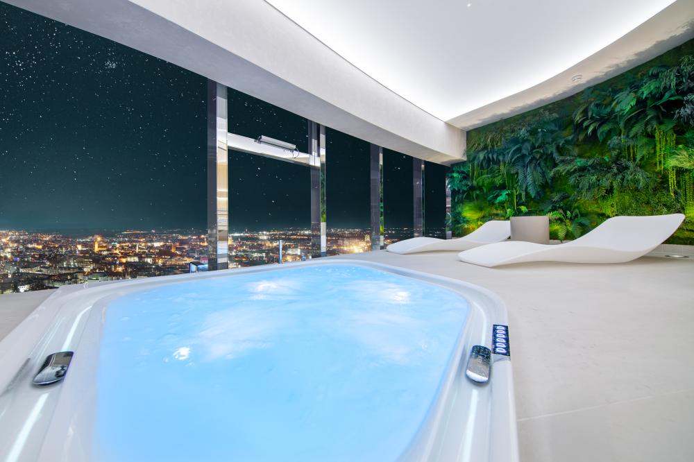 Apartament “Oasis” z Jakuzzi i Sauną na 48 piętrze