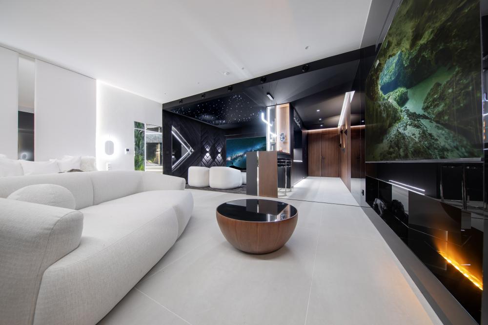 Apartament “Cave” z Jakuzzi i Sauną na 48 piętrze