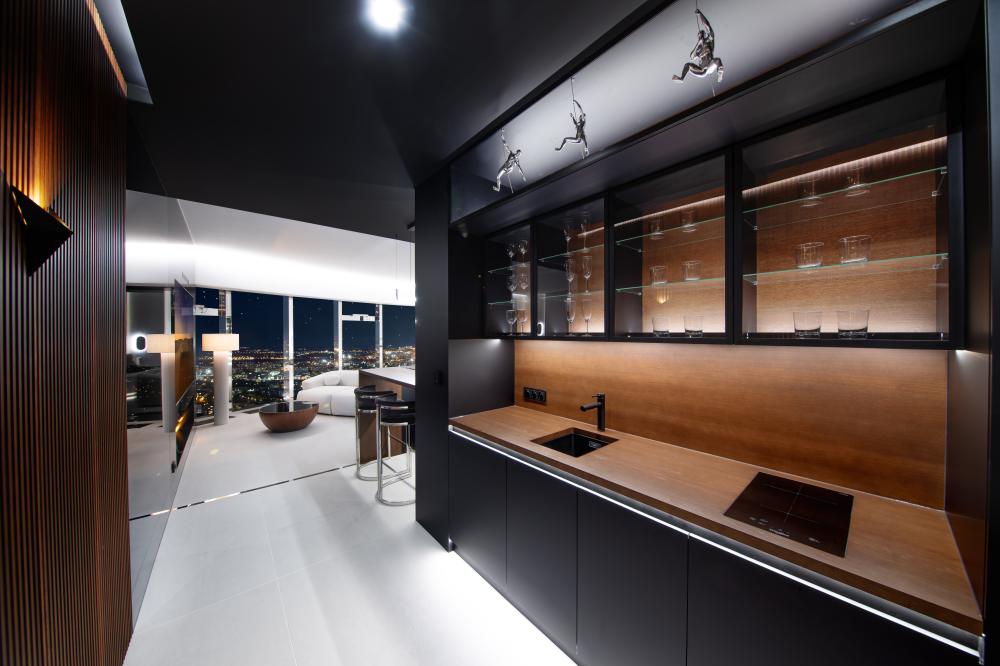 Apartament “Cave” z Jakuzzi i Sauną na 48 piętrze