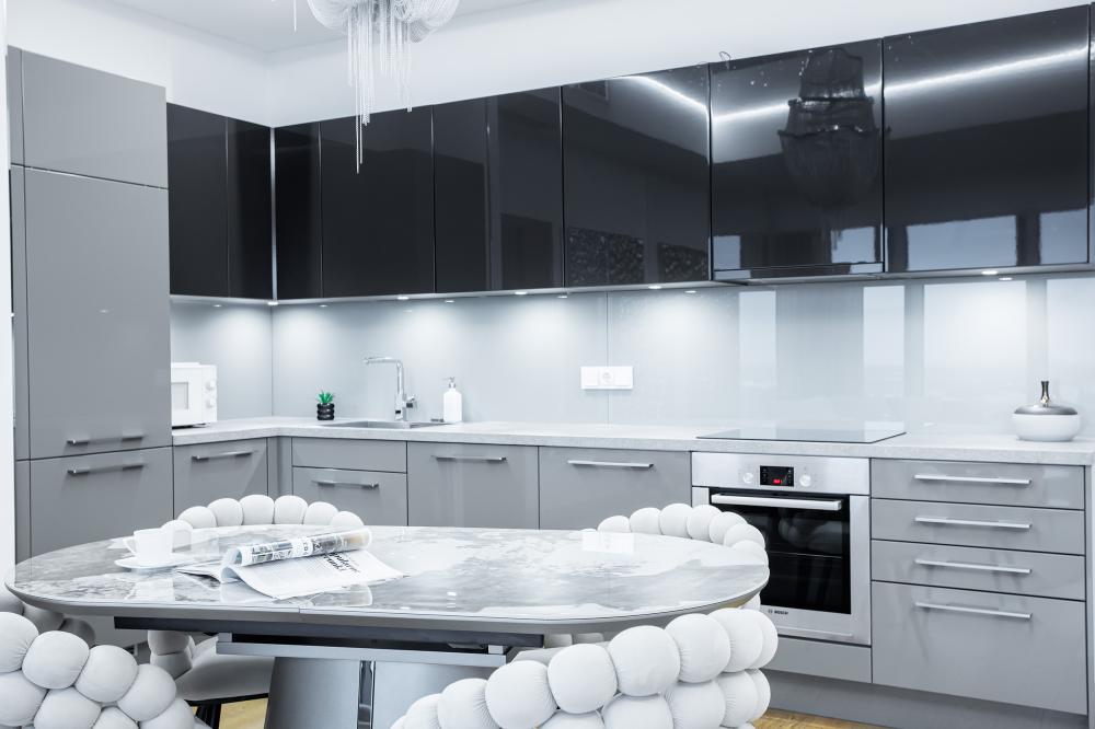 Beige Glamour Apartment