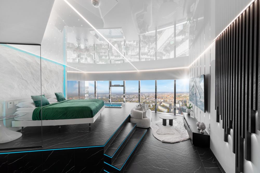 Apartament z jakuzzi na 42 piętrze