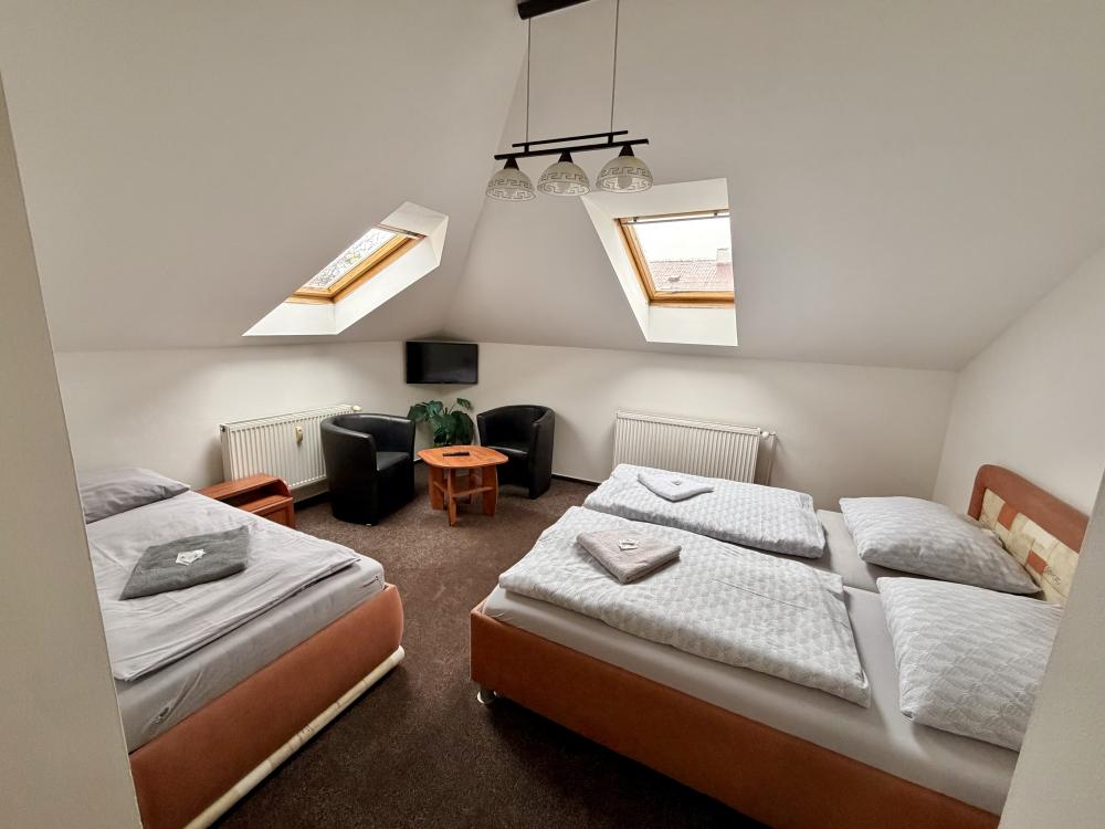 Třílůžkový pokoj