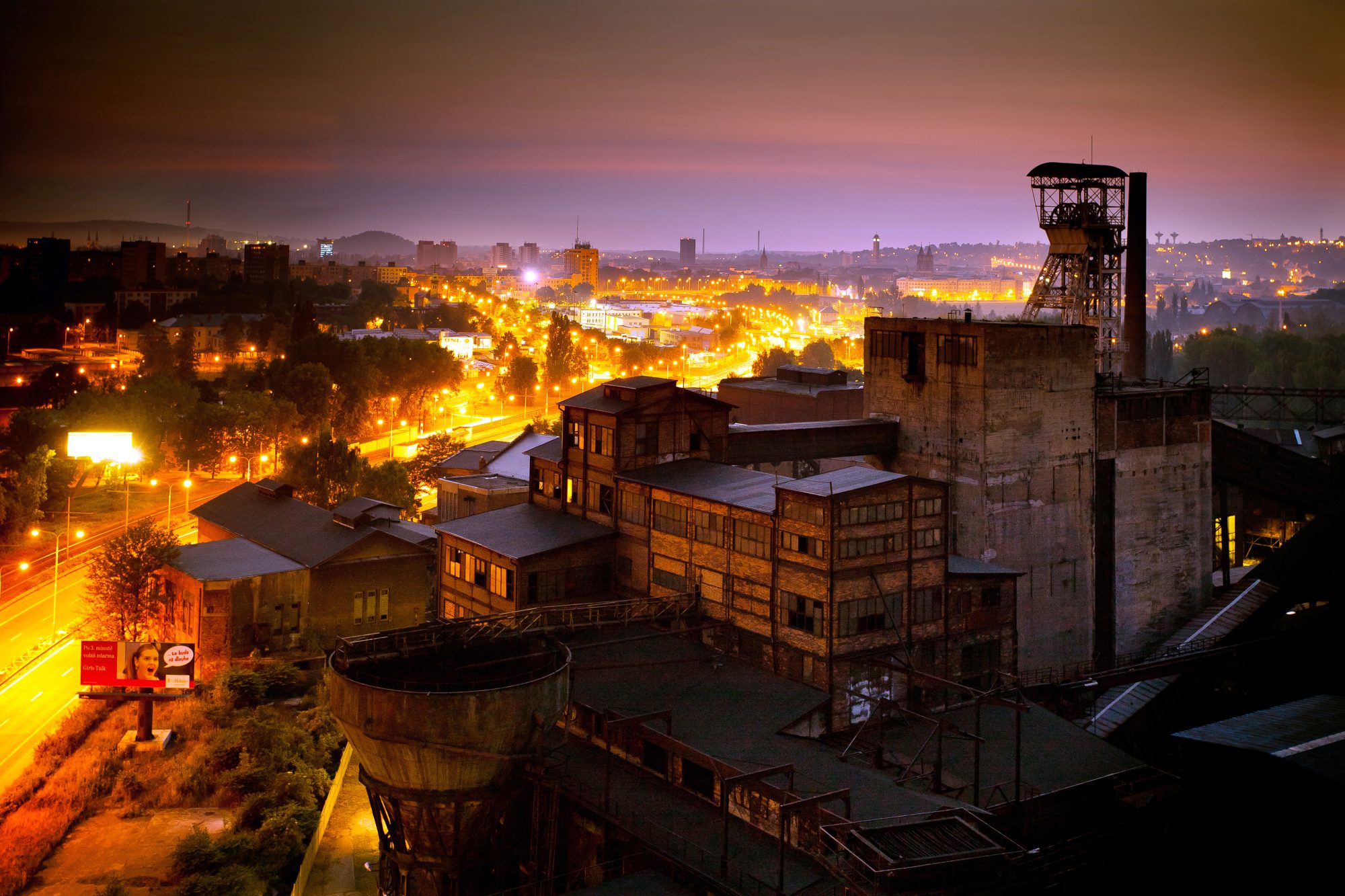 Noční Vyhlídková věž