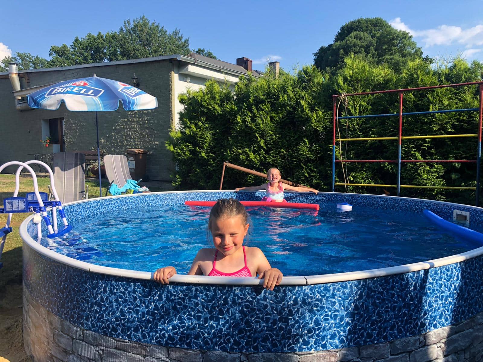 Venkovní bazén v ceně pobytu