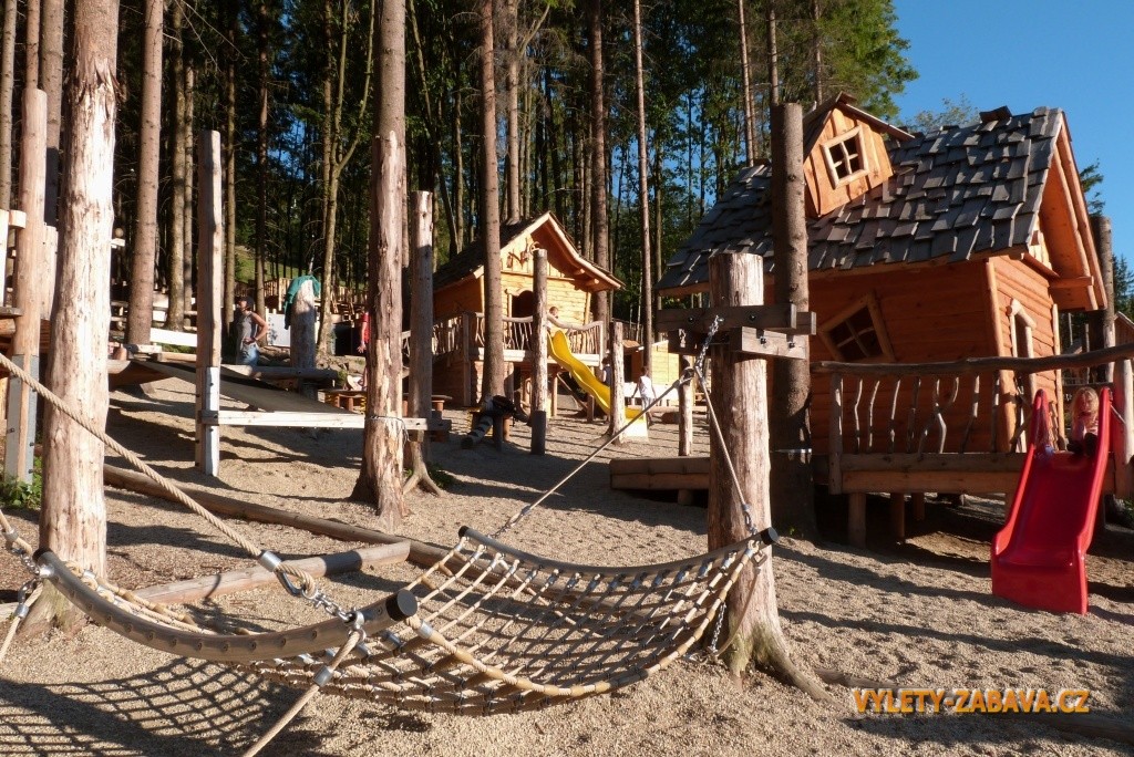 Provoz letních atrakcí v relax & sport resortu Dolní Morava